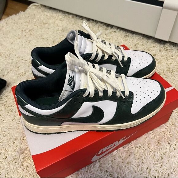 Nike Dunk Low Vintage Green - Picture 7 of 10